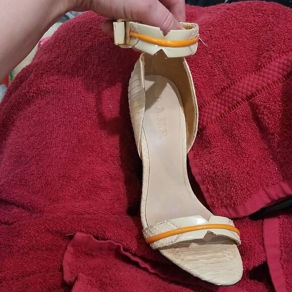 L.A.M.B. Beige and Orange Heels - Picture 15 of 16